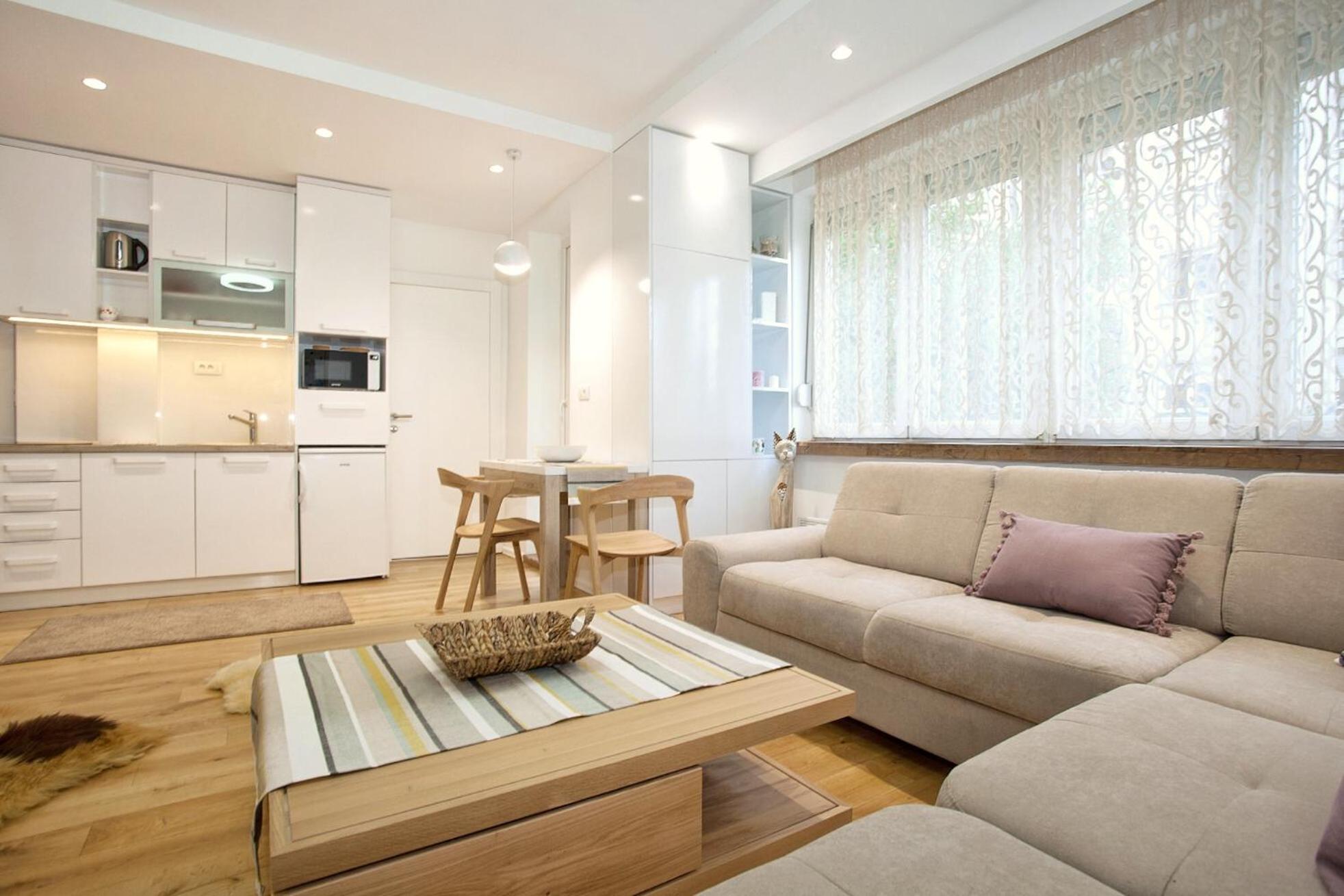 Hostgost Selected Suites - Skadarlija Square Belgrado Exterior foto