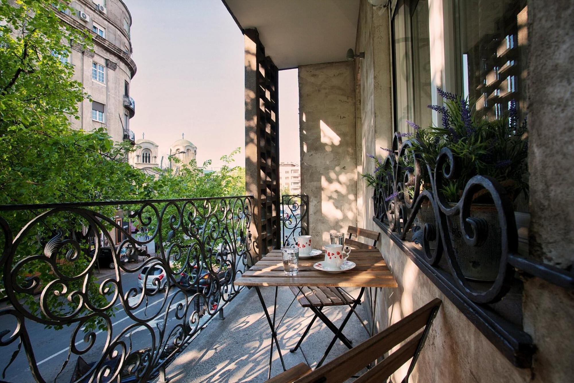 Hostgost Selected Suites - Skadarlija Square Belgrado Exterior foto